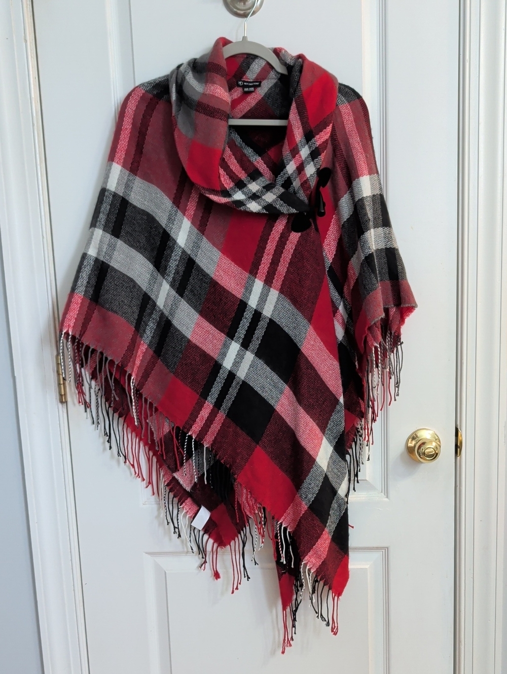 new directions Red Plaid Fringe Poncho Eclectic Grandma Granola lagenlook layer